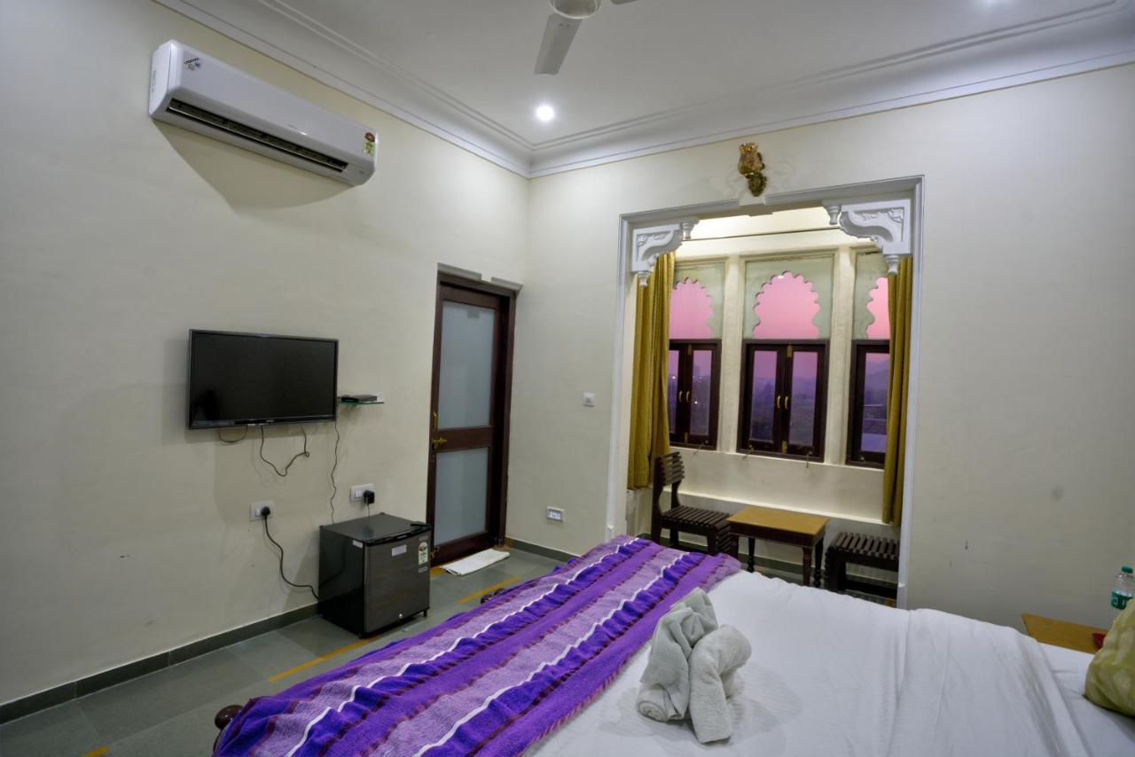 Sai Palace Hotel Udaipur Exterior photo