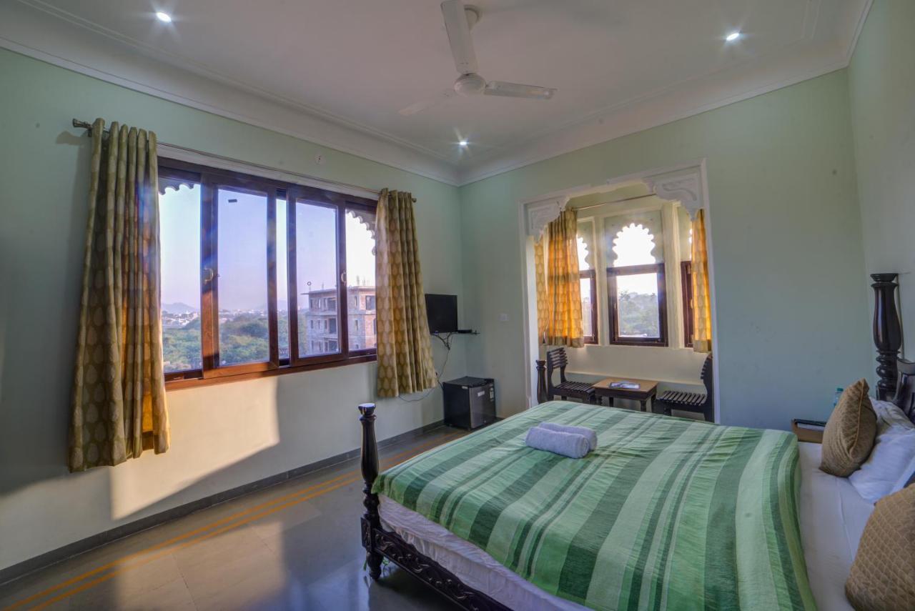 Sai Palace Hotel Udaipur Exterior photo